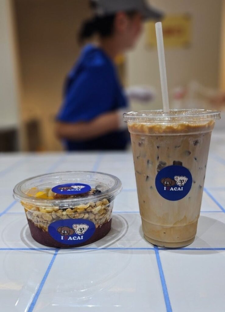 築地　原宿　アサイー　中町綾 アイラブアサイー　海鮮丼 アイスクリーム